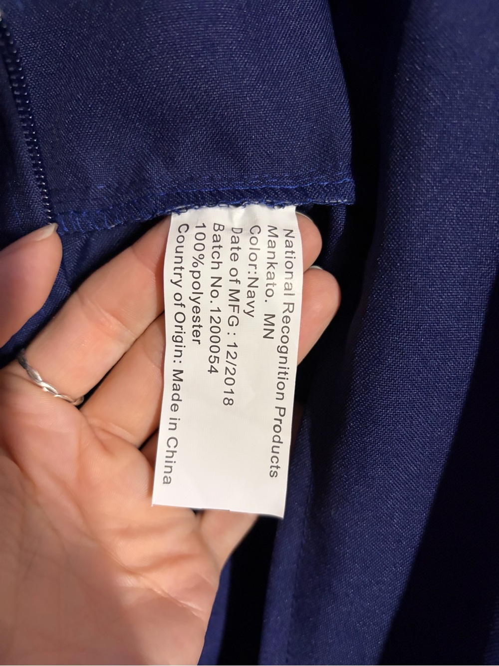 Graduation gown - Picture 4 of 4